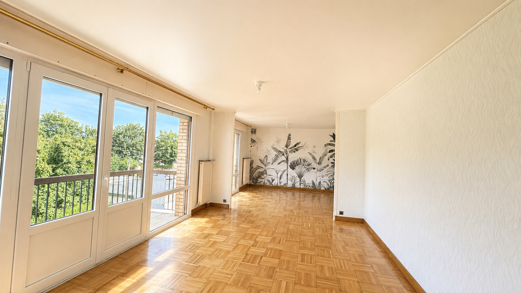 LENS CENTRE APPARTEMENT T3 4 PIECES 89,54 m2 DPE C GARAGE 19,50 M2 BALCON 6 m2 CAVE