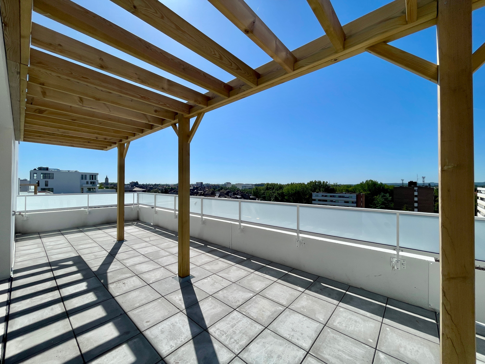 LENS centre ville résidence CENTRAL ONE DUPLEX T4 terrasse balcon parking